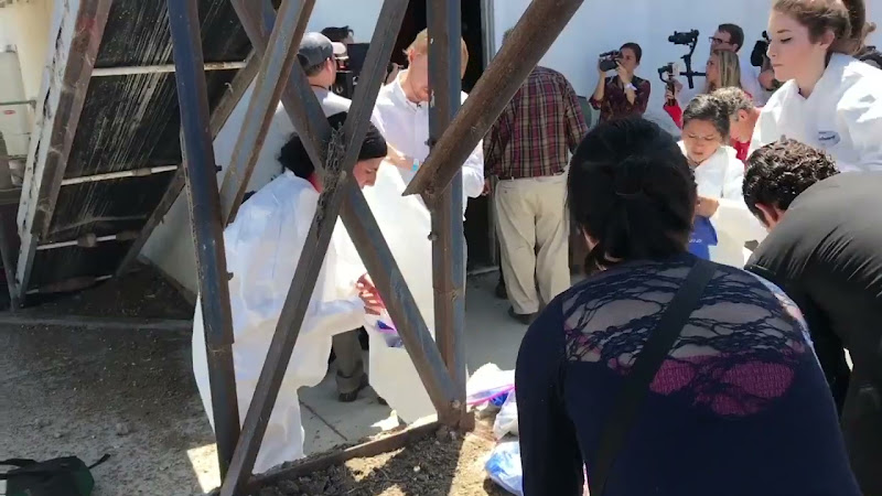 DXE Activists Attempting To Enter Chicken Barn